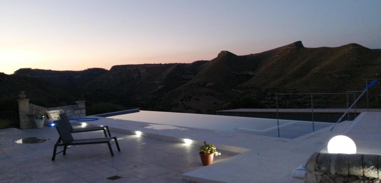 Villa Meriem Noto Exterior foto